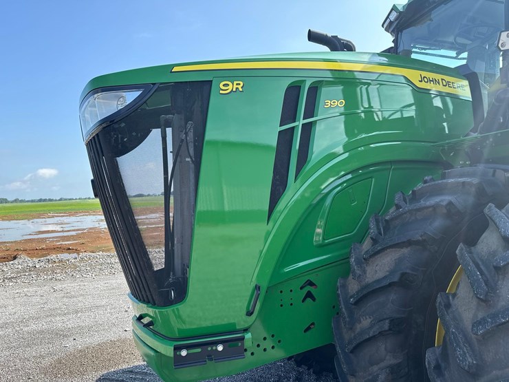 2022-john-deere-9r-390-image-10