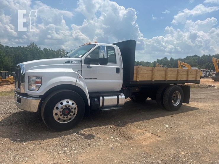 2018-ford-f650-image-1