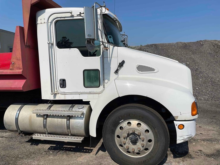2004-kenworth-t300-single-axle-dump-truck-image-28