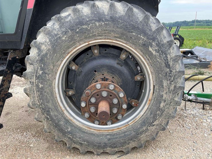 case-2294-tractor-image-14