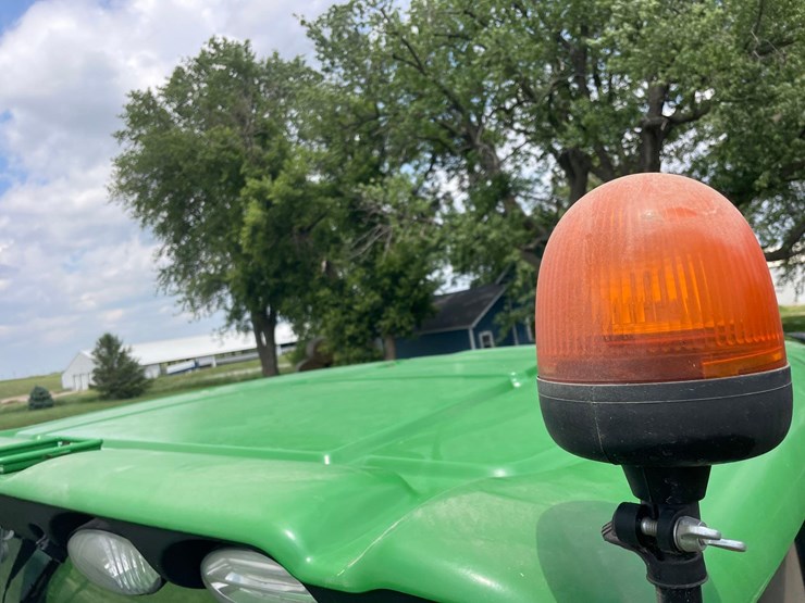 2015-john-deere-6155r-image-61