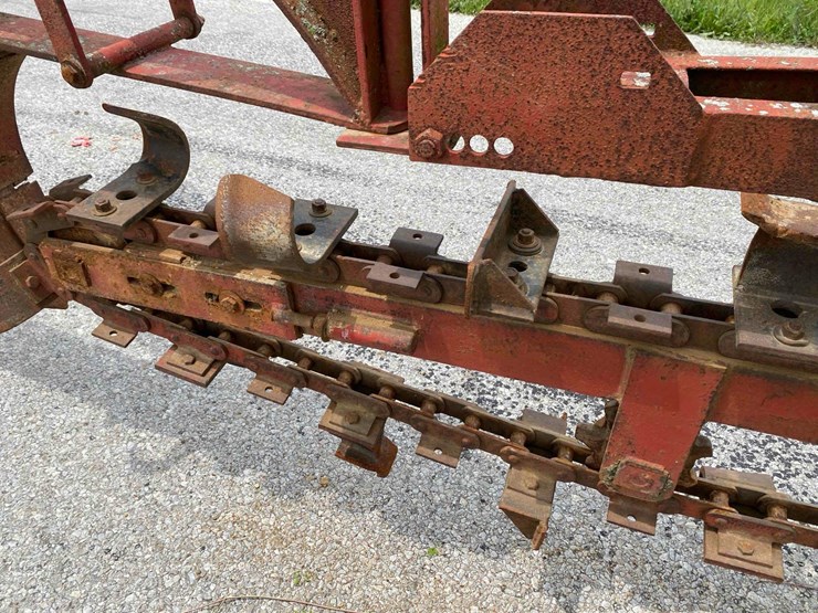vermeer-model-12-pto-field-tiling-machine-image-16