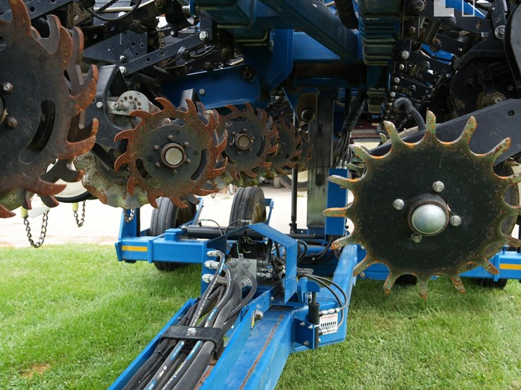 2013-kinze-3600asd-image-14