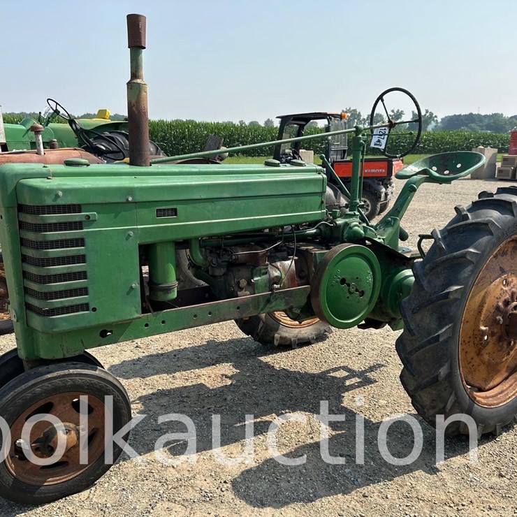 JOHN DEERE H