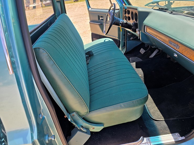 1977-chevrolet-custom-deluxe-image-71