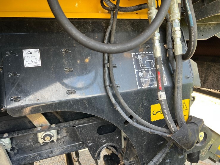 2023-new-holland-cr10.90-image-67