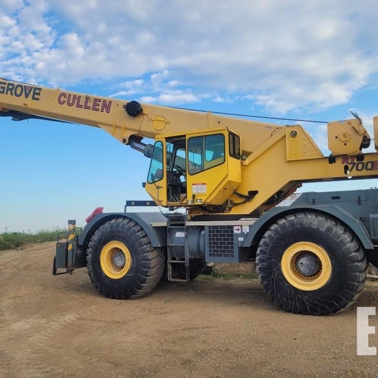 GROVE RT750E
