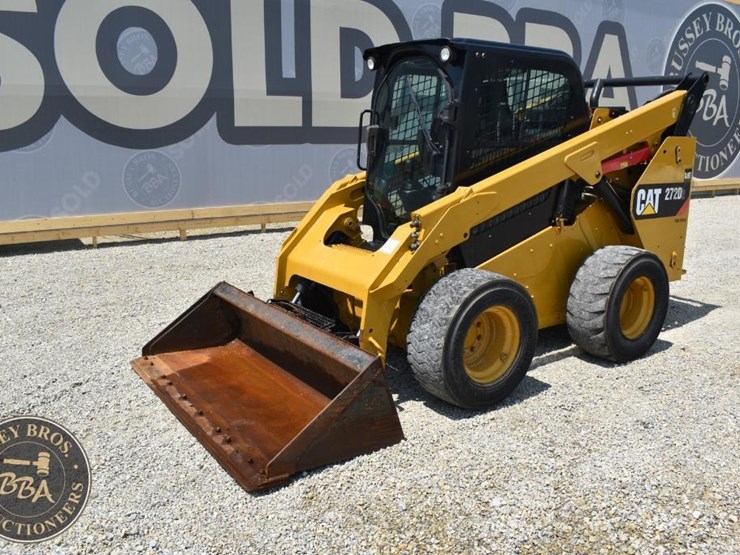 2015-caterpillar-272d2-image-22