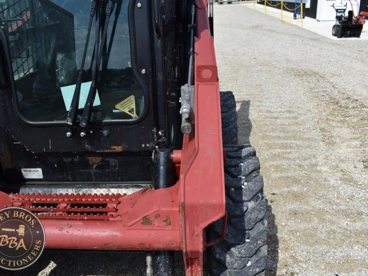 2017-takeuchi-ts50v-image-23