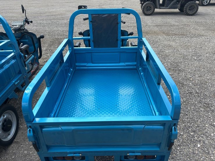 #7-•-electric-tricycle-w/-dump-bed---model:-iret13-image-5