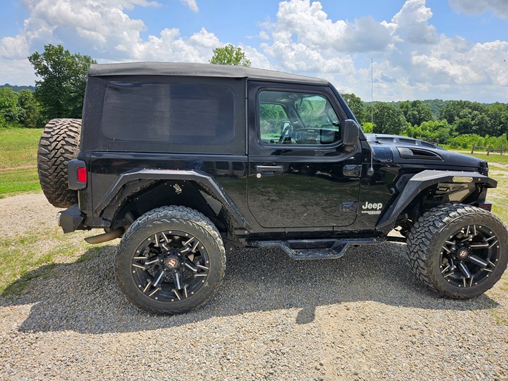 2021-jeep-wrangler-image-21
