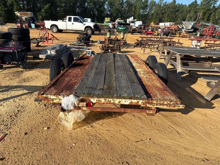 2236---16'-car-hauler-trailer-*-image-3