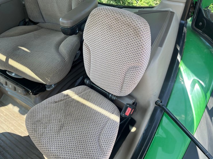 2014-john-deere-6210r-image-20
