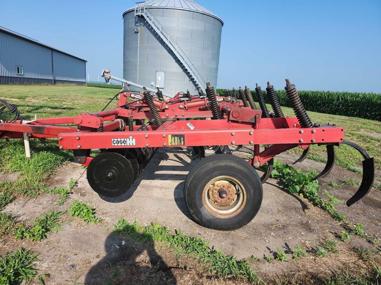 case-ih-6500-image-4