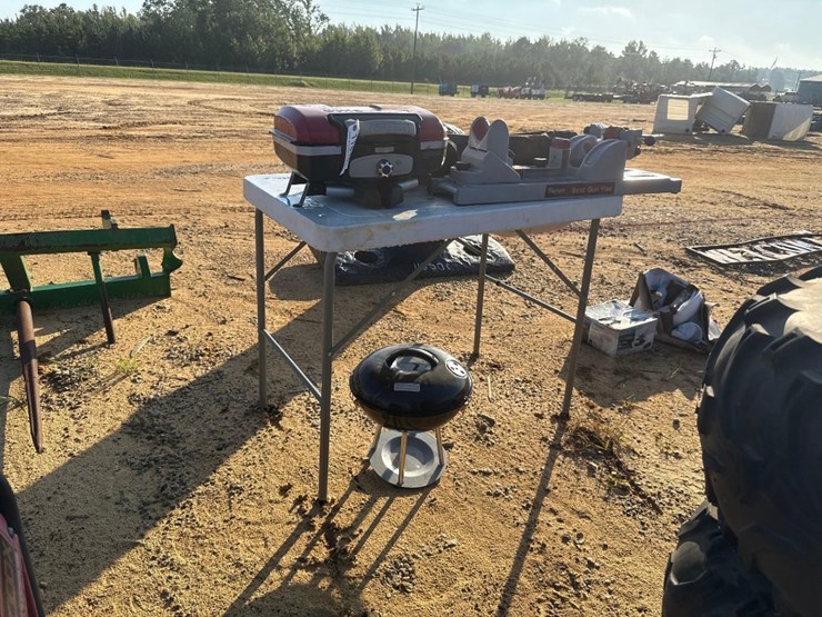 2224---camping-table-with-sink-image-2