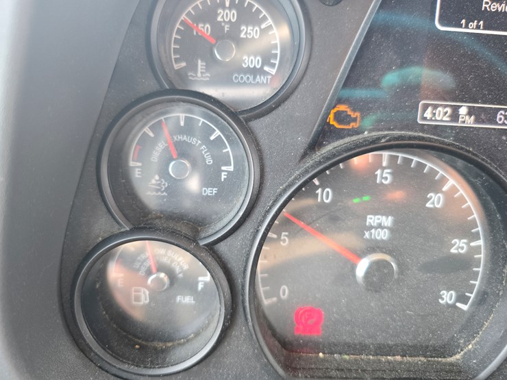 2019-peterbilt-579-image-96