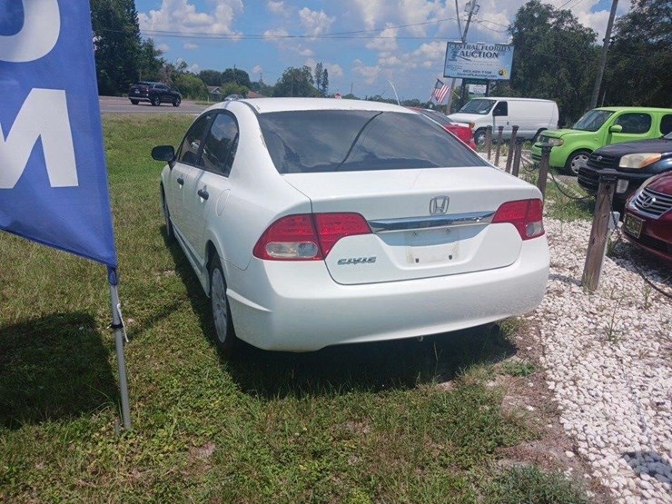 2010-honda-civic-vp-image-4