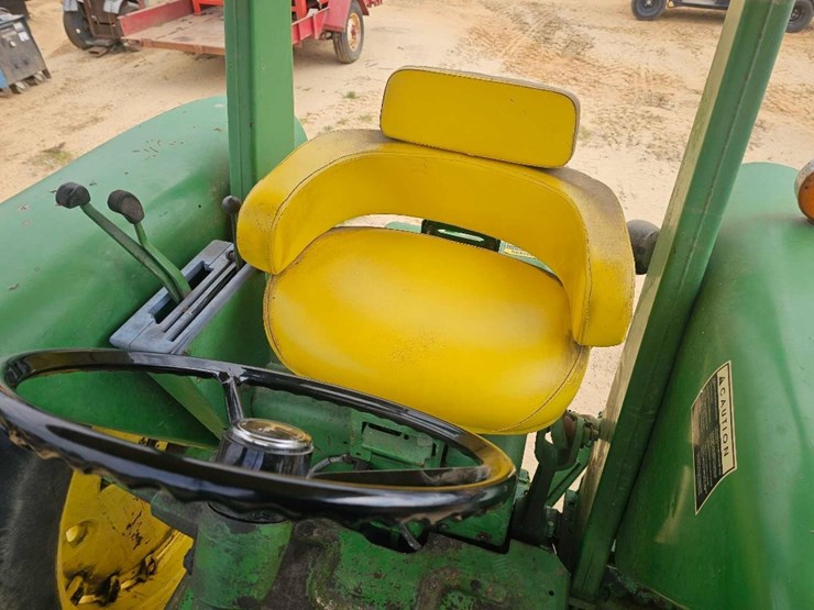 1970-john-deere-3020-image-8