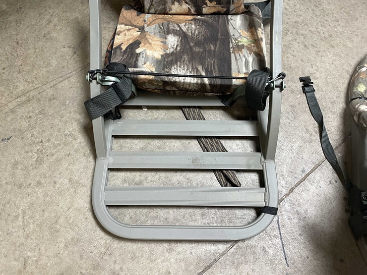 #4427-•-summit-tree-stand-image-10