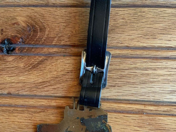 (3)-john-deere-industrical-watch-fobs-image-4