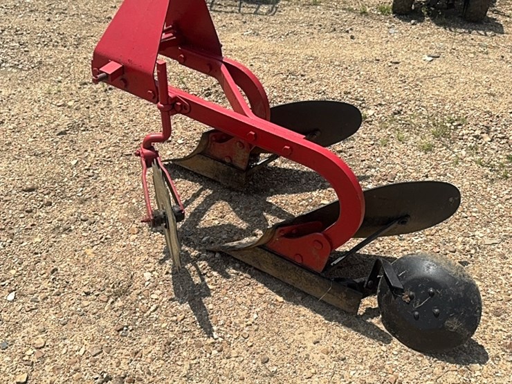 dearborn-2-bottom-plow-image-5