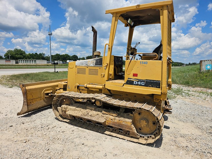 caterpillar-d4c-image-5