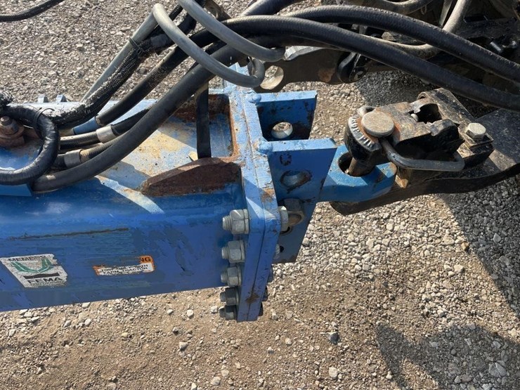 2001-kinze-3600-image-27