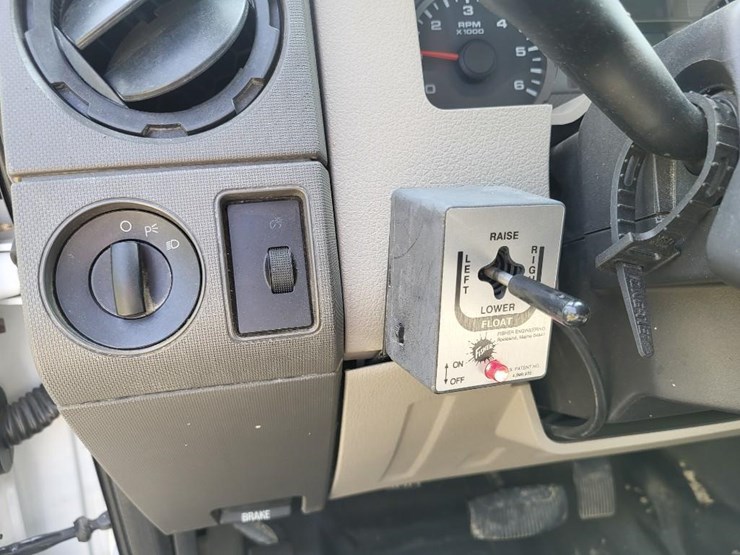 2008-ford-f250-xl-image-52