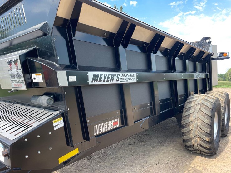 2023-meyer-ms485-vertical-beater-manure-spreader—1-owner-image-53
