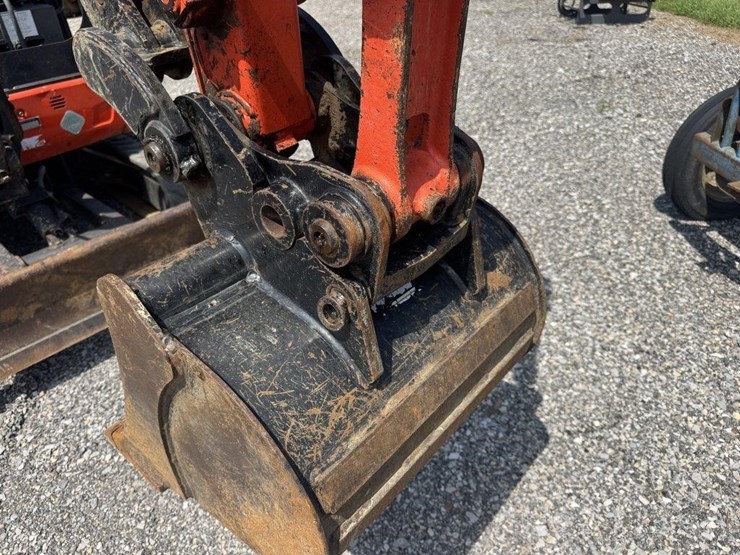 2019-kubota-u35-4-image-5