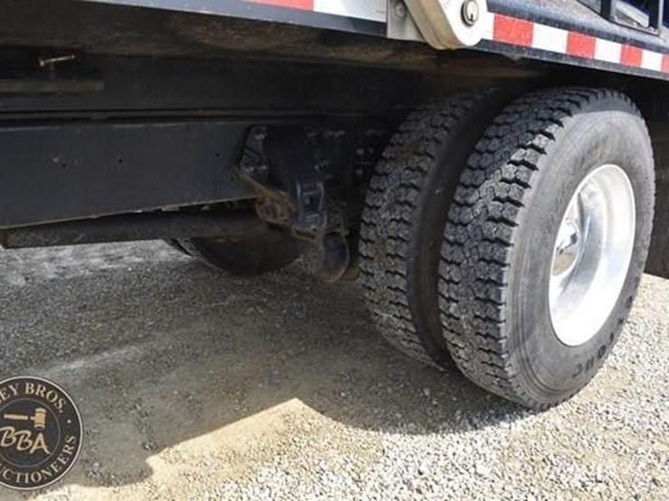 2012-kenworth-t370-image-36