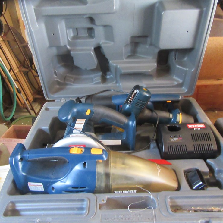 #8813 • RYOBI 18.0 V Tools