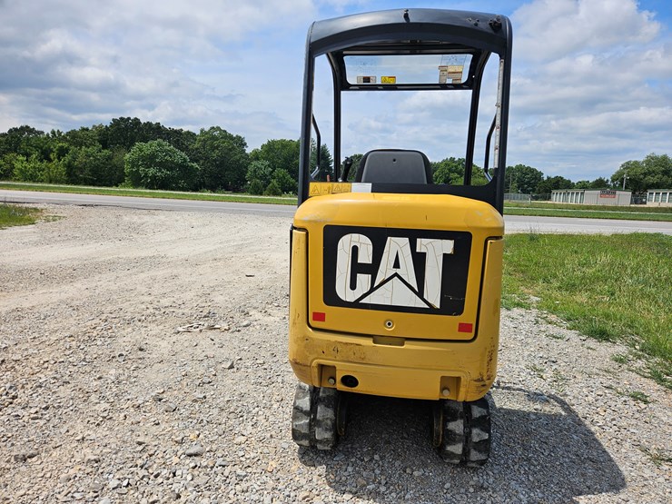 caterpillar-301.7-image-12