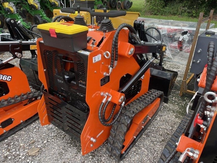 new-mms-skid-steer-loader-image-7