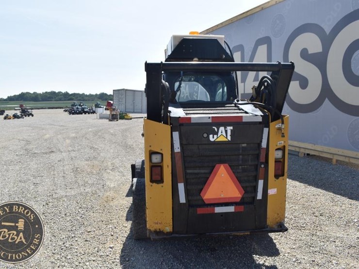 2018-caterpillar-262d-image-13