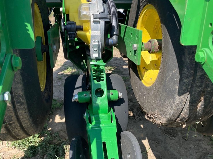 2012-john-deere-1790-image-44