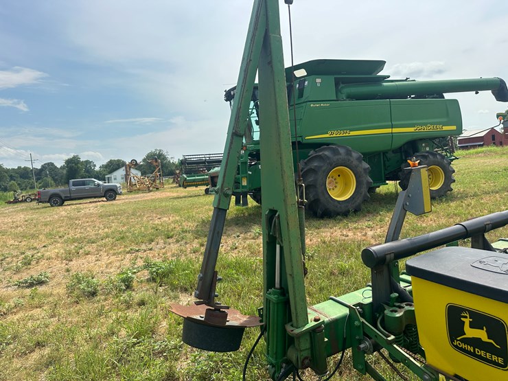 john-deere-30-image-6