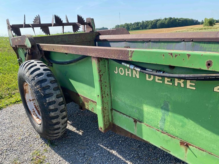 john-deere-450-image-13