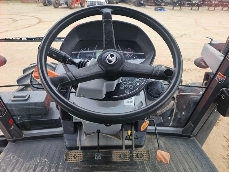 kubota-m7-152-image-15