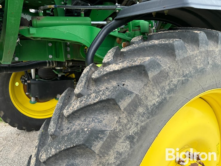 2018-john-deere-r4038-image-17