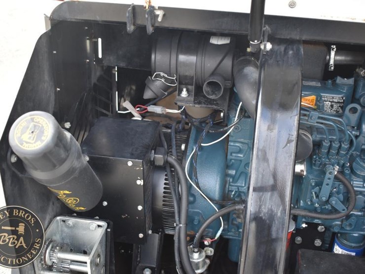 2019-allmand-bros-night-lite-v-series-image-24