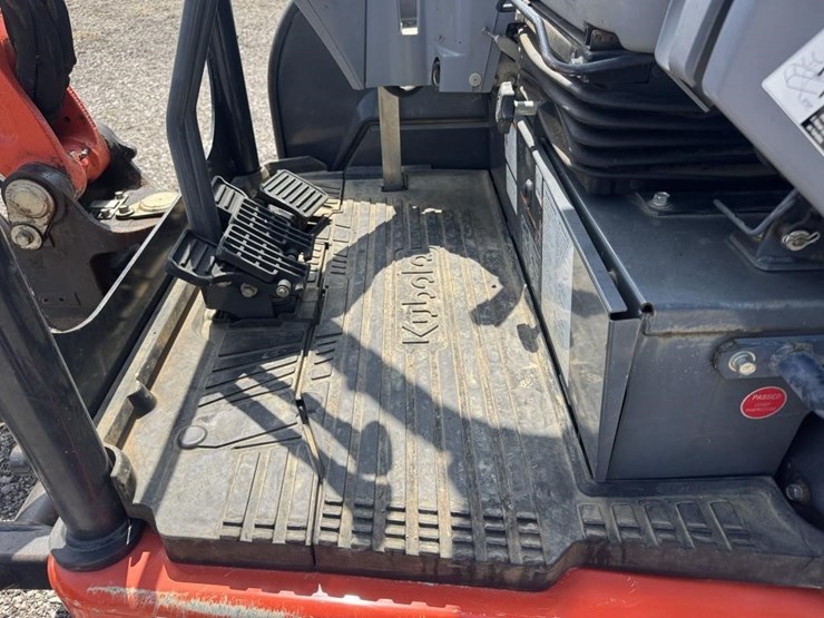 2019-kubota-u35-4-image-19