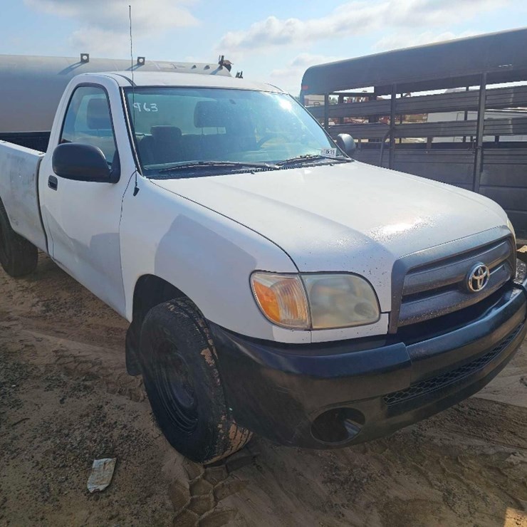 2006 TOYOTA TUNDRA