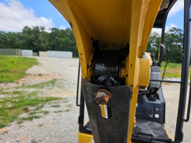 caterpillar-301.7-image-72