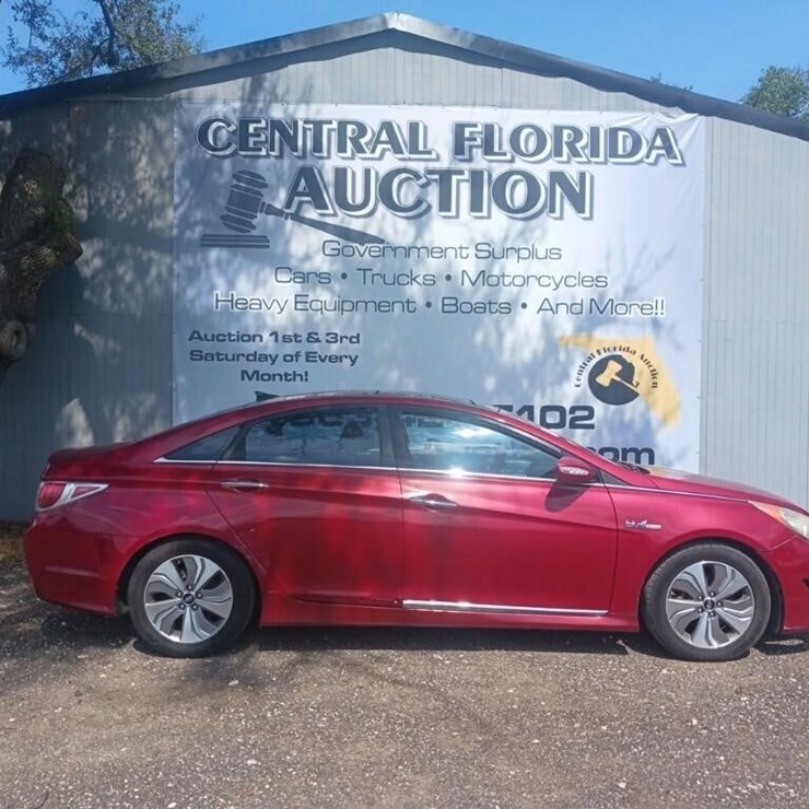 2013 Hyundai SONATA Hybrid Base RUNS/MOVES
