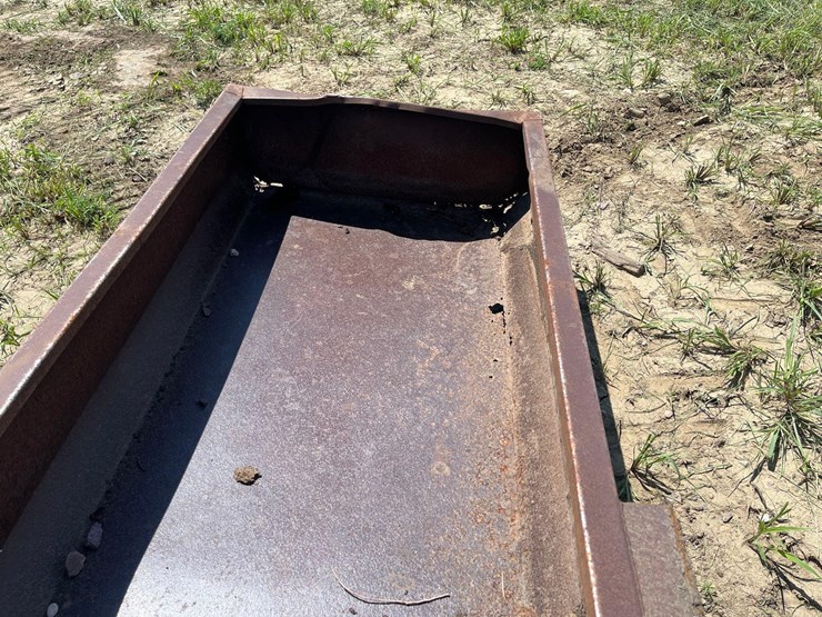 20ft-steel-feed-bunk-image-8