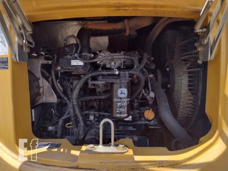 2017-deere-50g-image-44
