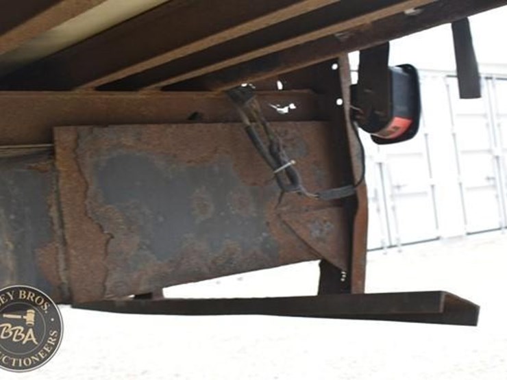 2008-kenworth-t300-image-27