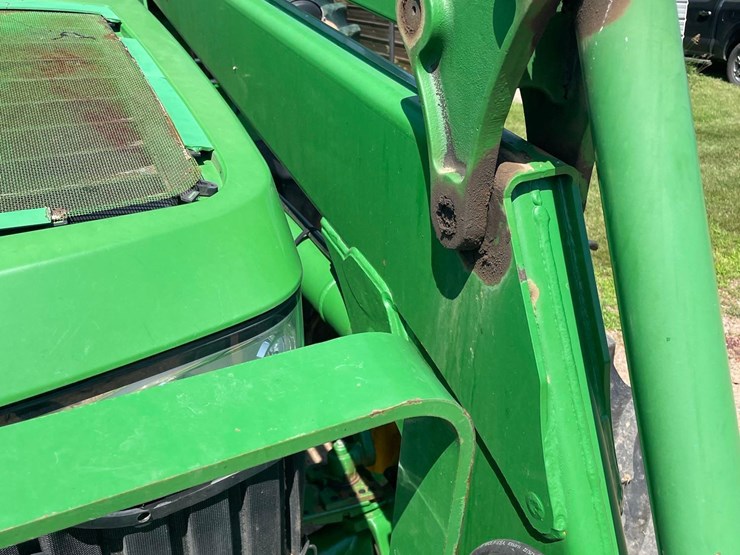 2014-john-deere-6210r-image-50