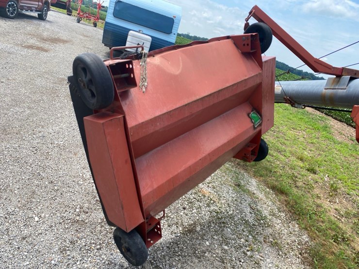 hutchison-10x71,-swingaway-auger-image-23